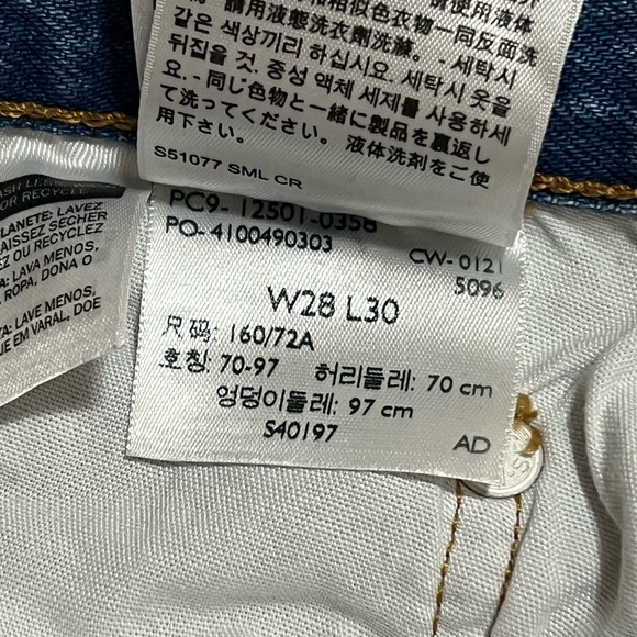 LEVI’S 501 Denim Jeans 100% Cotton Button Fly Size 28 x 30 NEW NWT - Picture 6 of 11